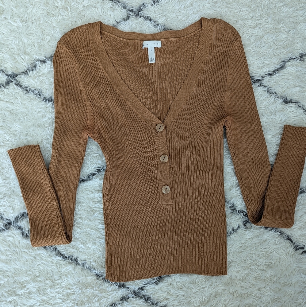 Leith V-Neck Brown Ribbed Button-Up Sweater